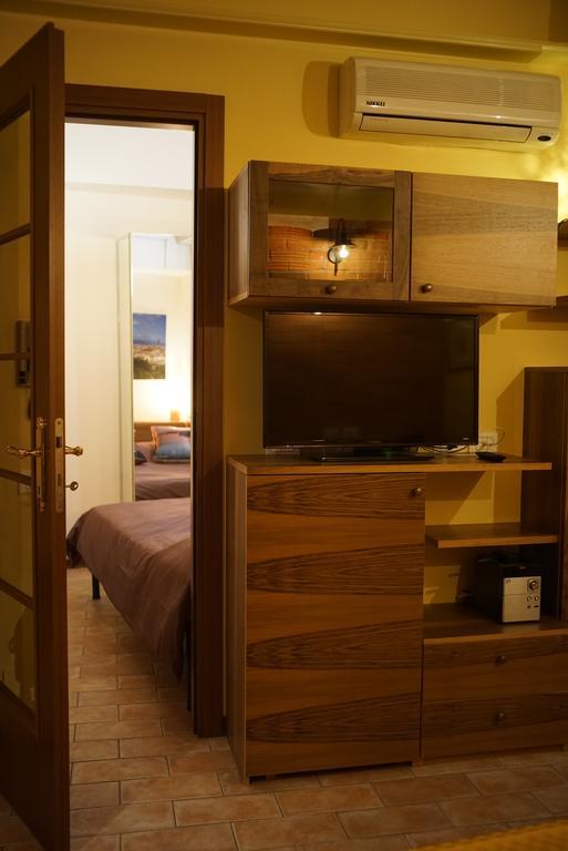 Ponte Vecchio - Guicciardini N. 10 Apartment Florence Exterior photo
